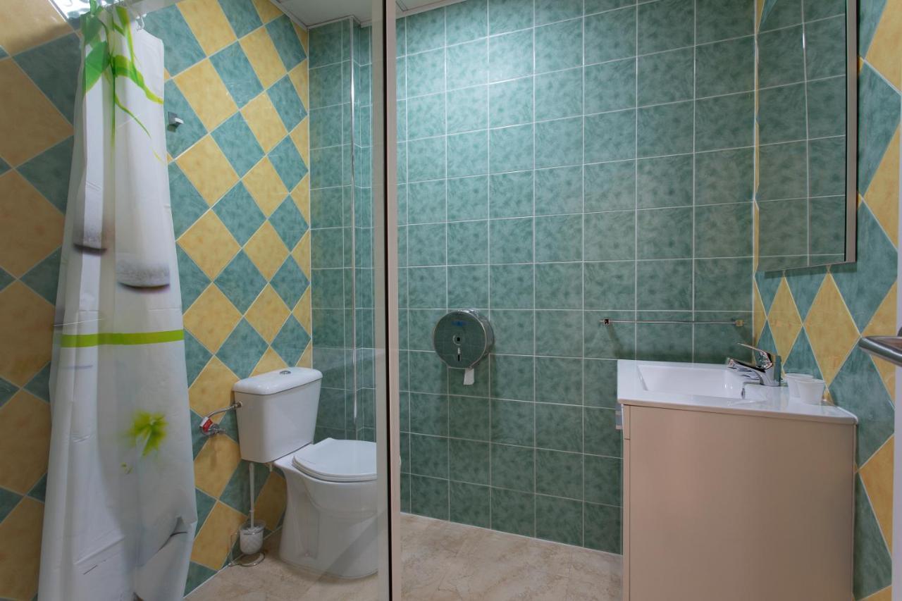 A Taberna De Vento Hotell Lalín Exteriör bild